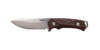 El WOOX Rock 62 es un cuchillo de alta resistencia con acero Uddeholm Sleipner, acabado negro Mil-Spec y empuñadura de nogal, ¡perfecto para cualquier aventura!